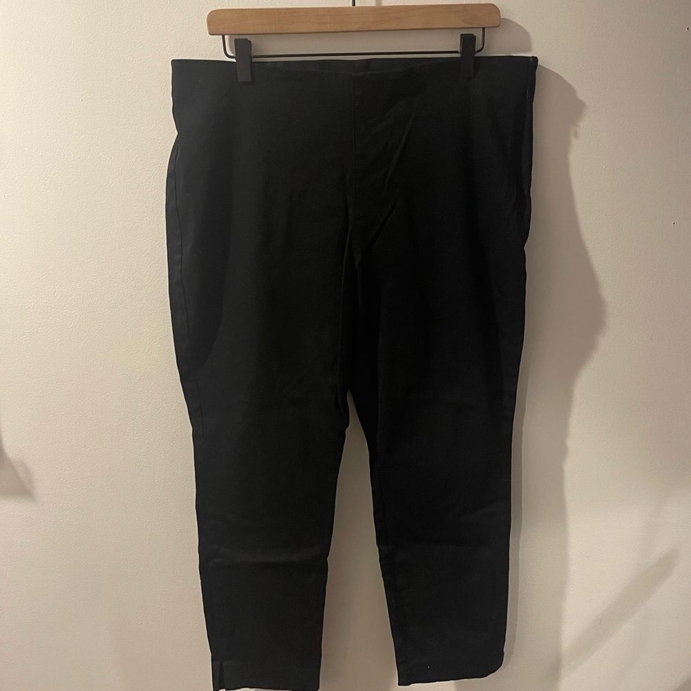 Like New Black Old Navy Work Pants with Stretchy Waistband